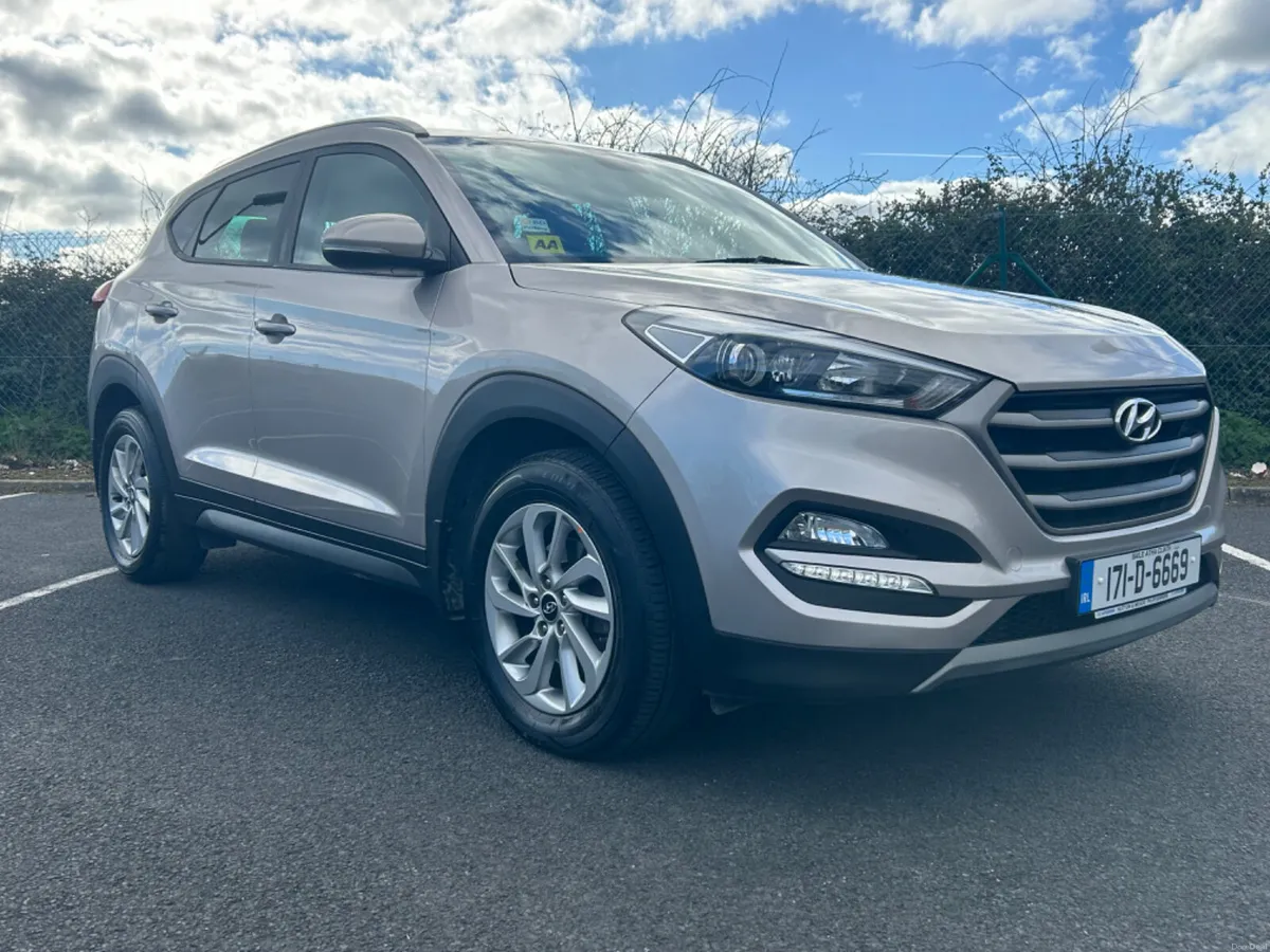2017 HYUNDAI TUCSON 1.7D EXECUTIVE LOW MILES - Image 2