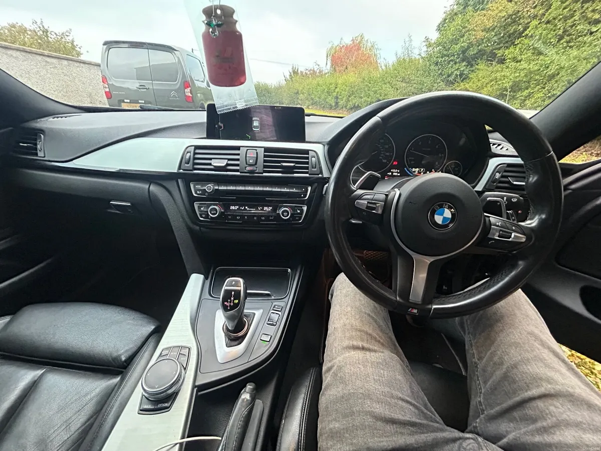 BMW 4-Series 2017 - Image 2