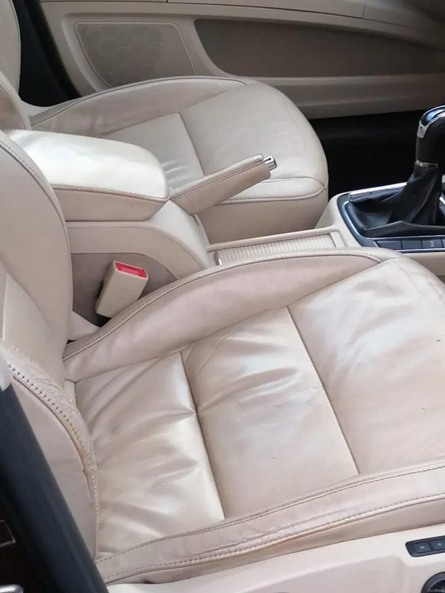 Skoda Superb 2010 - Image 3