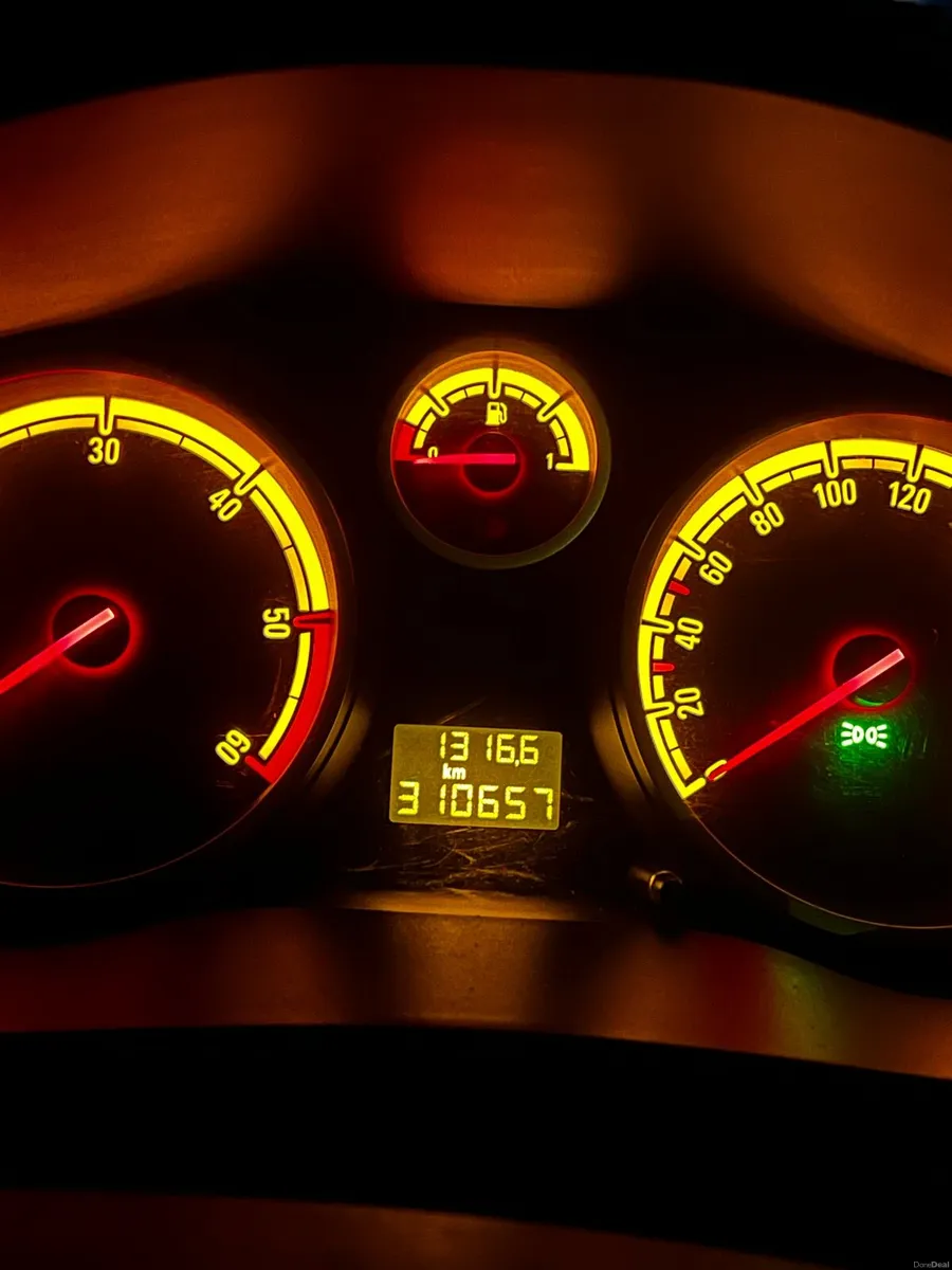 2009 Opel D Corsa - Image 2