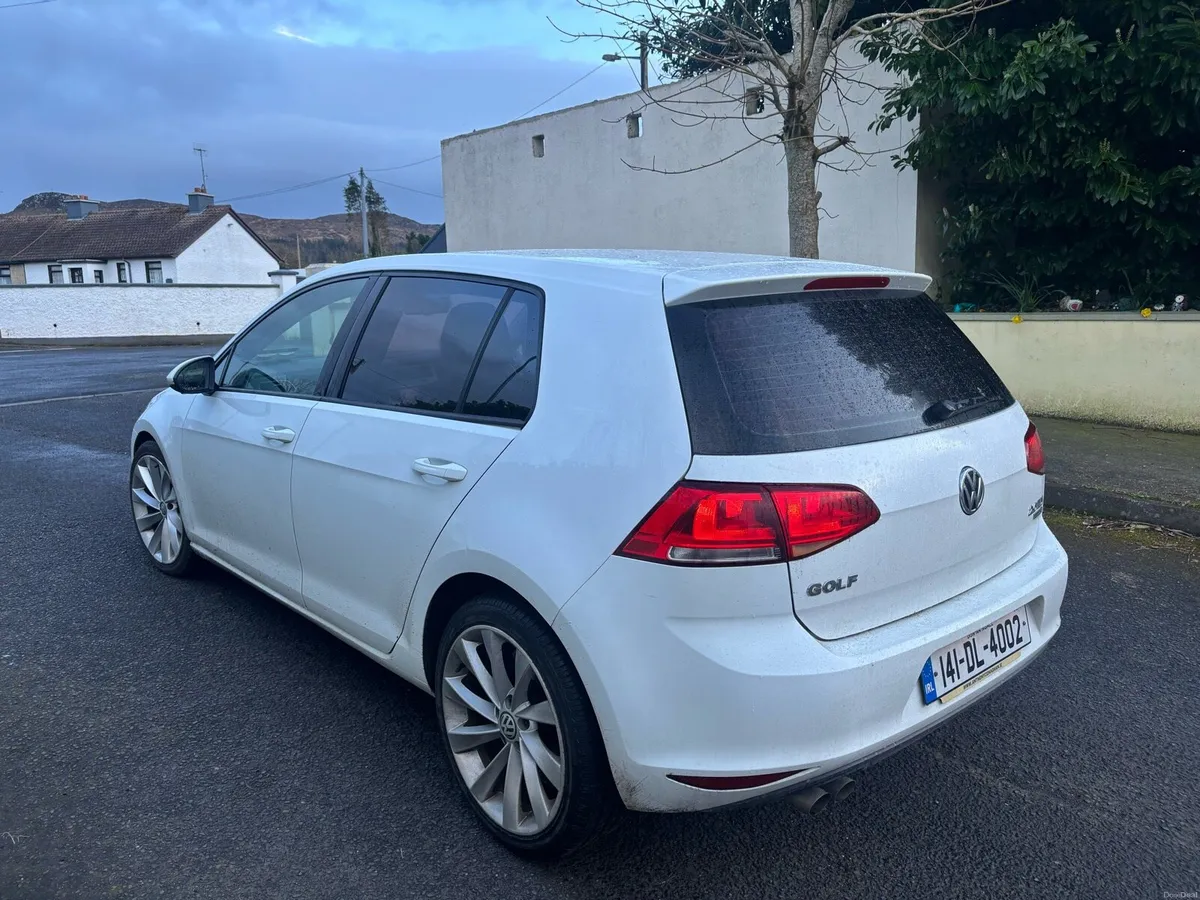 2014 Volkswagen Golf 2.0 150BHP Highline - Image 4