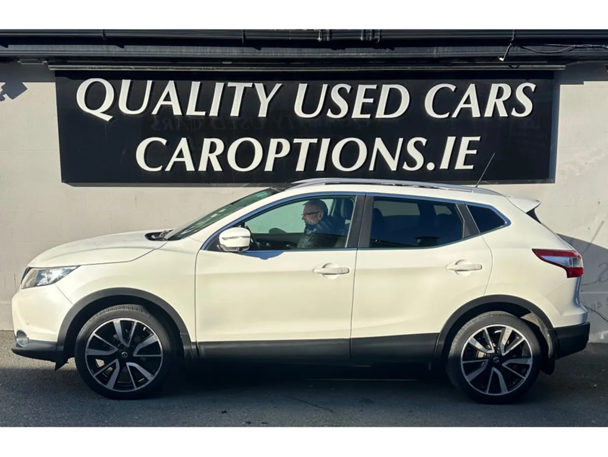 Nissan Qashqai 1.5 DSL SVE 4DR//BELT JUST DONE//NE - Image 2