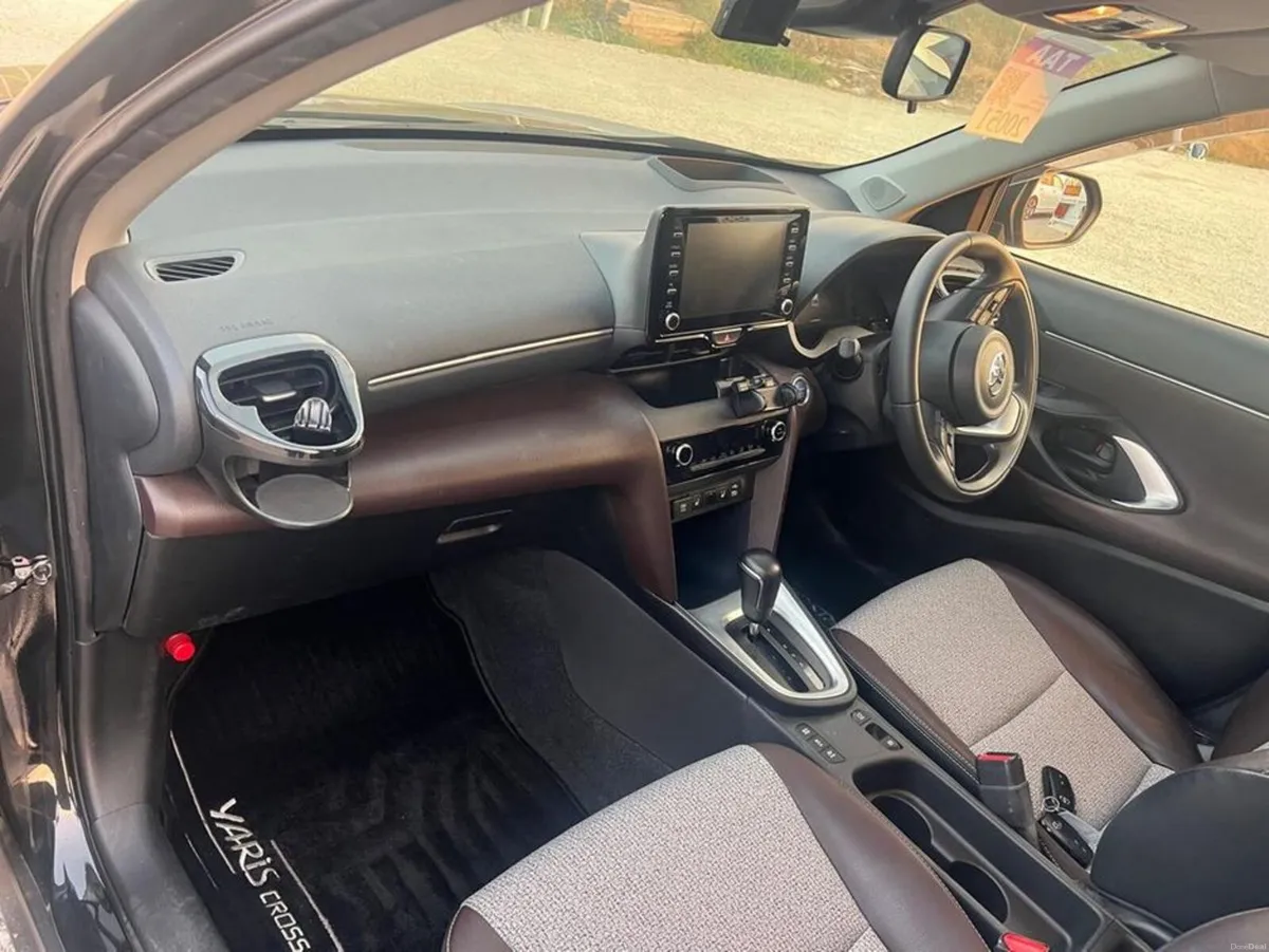 Toyota Yaris Cross Z HYBRID 1.5 PETROL - Image 2