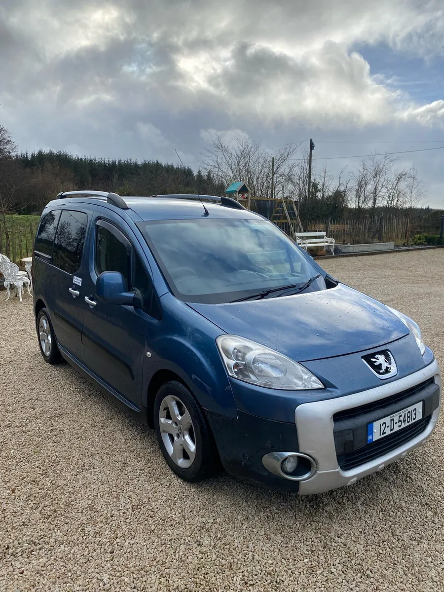 Peugeot Partner Tepee (Multispace) 2012 low miles - Image 1