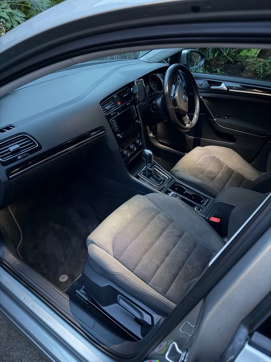 Volkswagen Golf 2014 Highline Automatic - Image 3