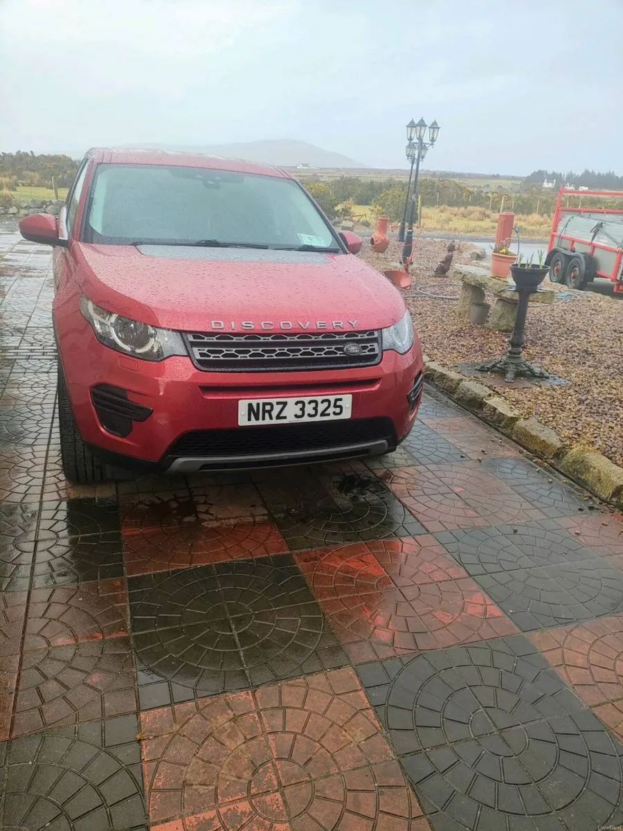 Land Rover Discovery Sport 2018 - Image 1