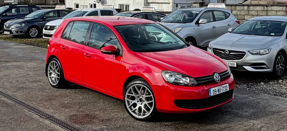 Volkswagen Golf 1.4 low mileage - Image 1