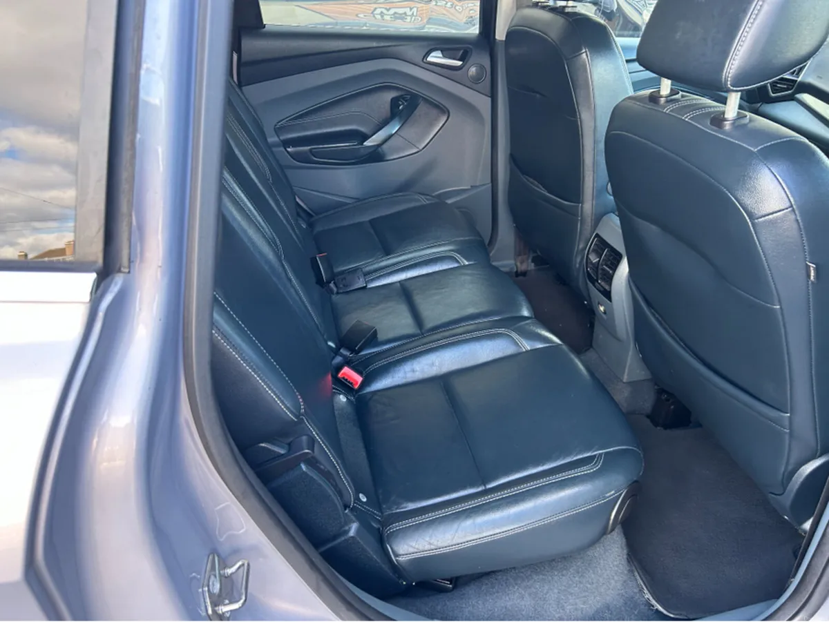 Ford C-Max AUTOMATIC///TITANIUM MODEL///TINY MLS// - Image 6