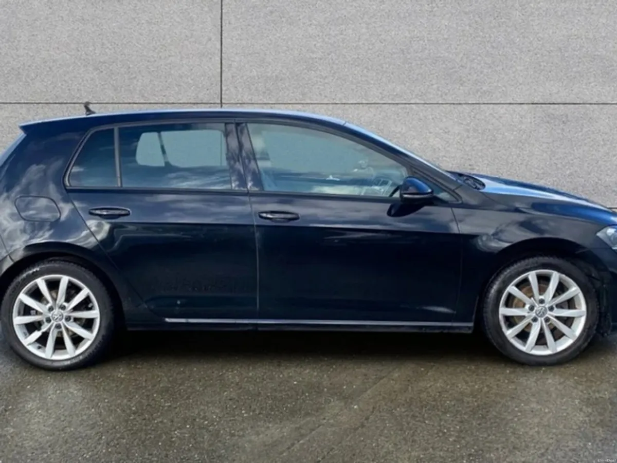 Volkswagen Golf HL 1.0tsi M6F 115HP 5DR - Image 3