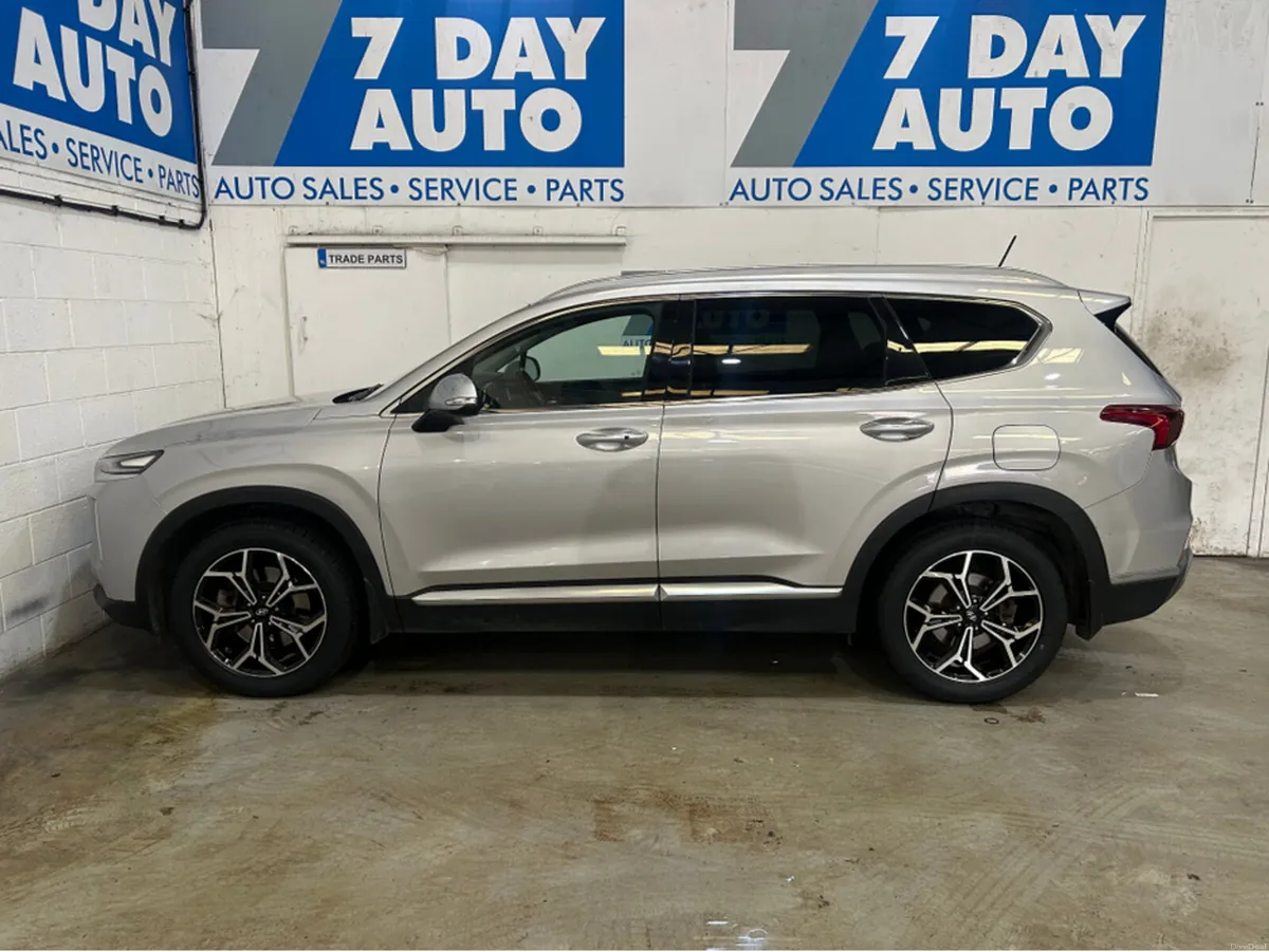 Hyundai Santa Fe EXECUTIVE PLUS 7 SEATER 5DR - Image 4