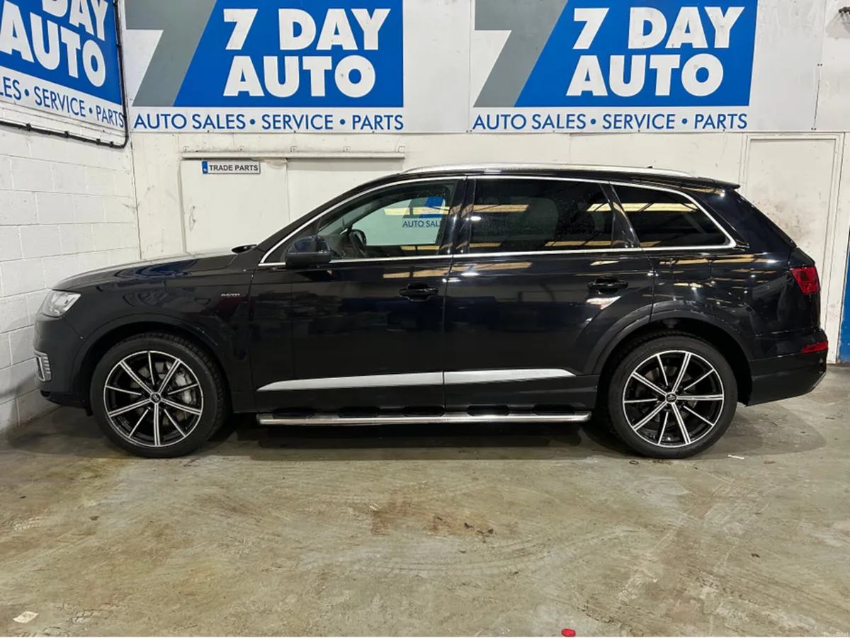 Audi Q7 3.0 TDI E-TRON 373PS QUATTRO A 5DR QTR - Image 4