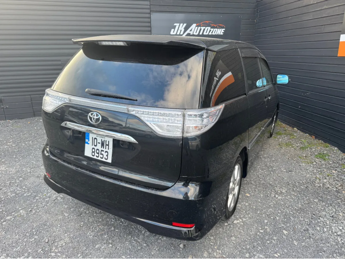 Toyota Estima AUTO HYBRID 8 SEATS - Image 4