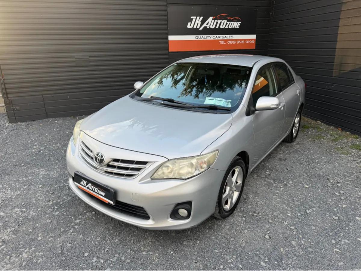 Toyota Corolla 1.3 LUNA MC 4DR SAL - Image 3