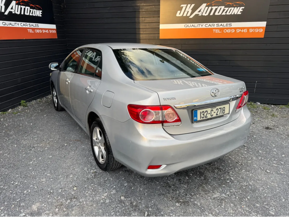 Toyota Corolla 1.3 LUNA MC 4DR SAL - Image 4