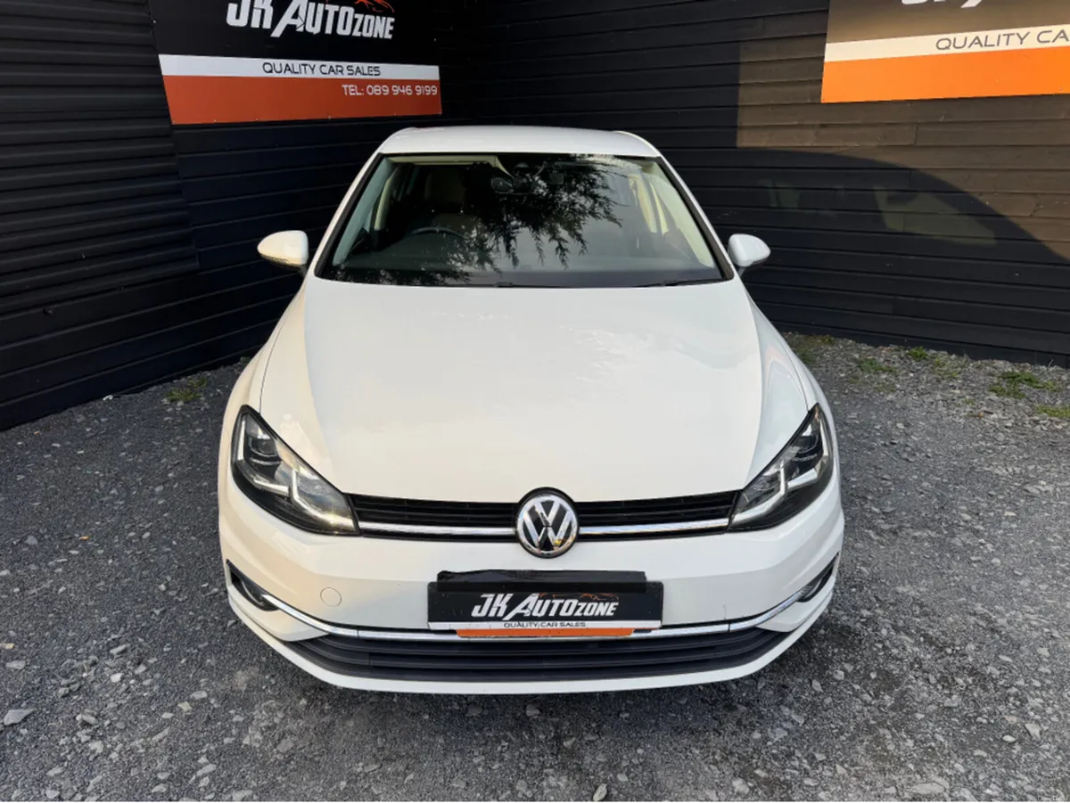 Volkswagen Golf 1.2 TFSI AUTO 5DR - Image 2