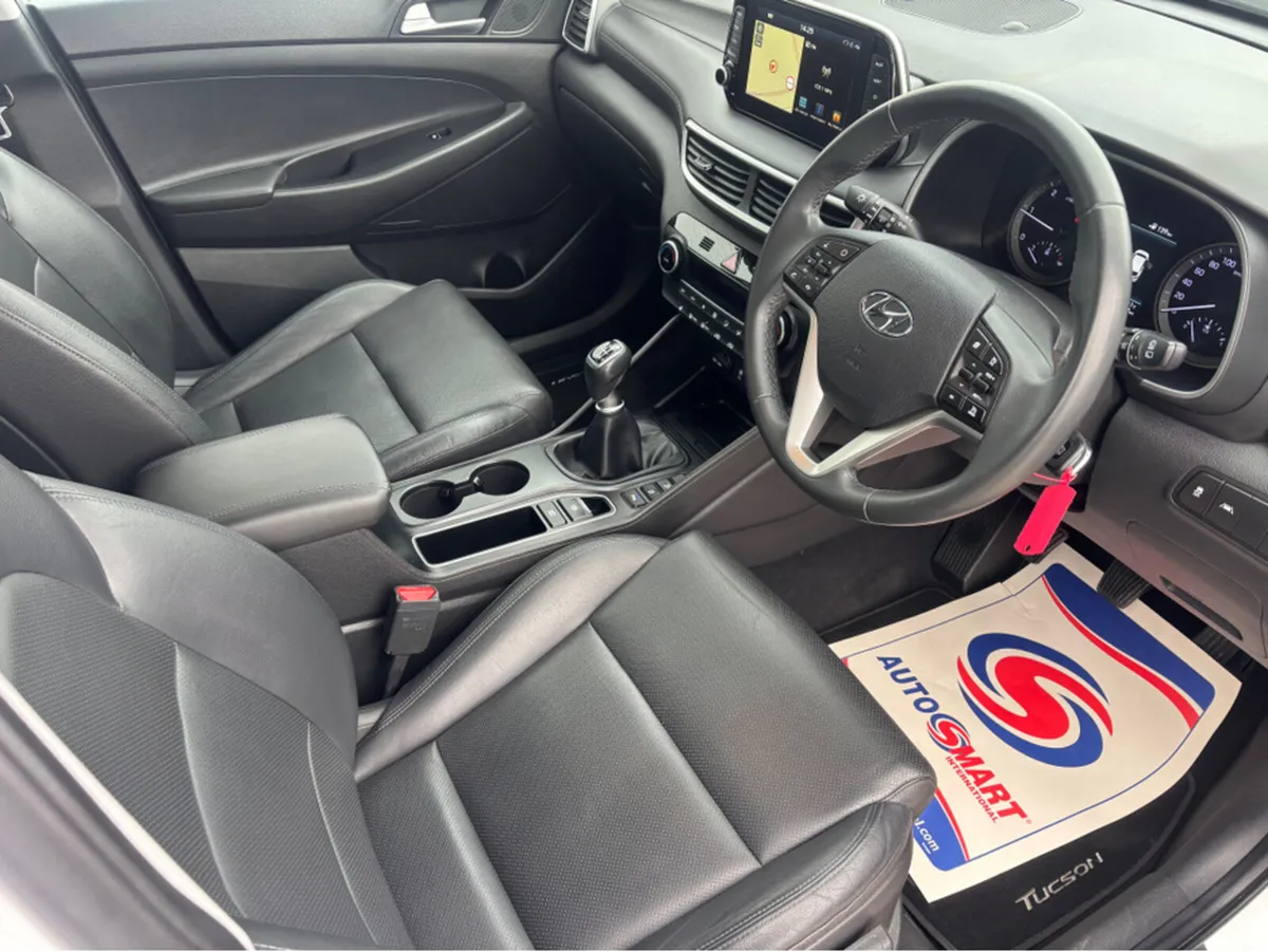 Hyundai Tucson IX35 EXECUTIVE PLUS 5DR - Image 2