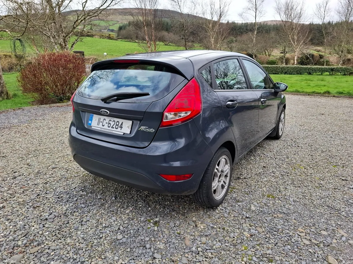 Ford Fiesta 2011 - Image 4