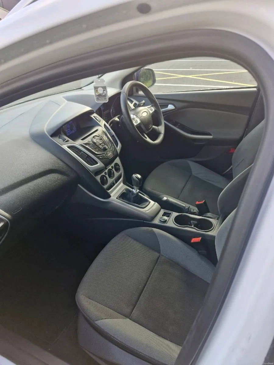 Ford focus estate - Image 5