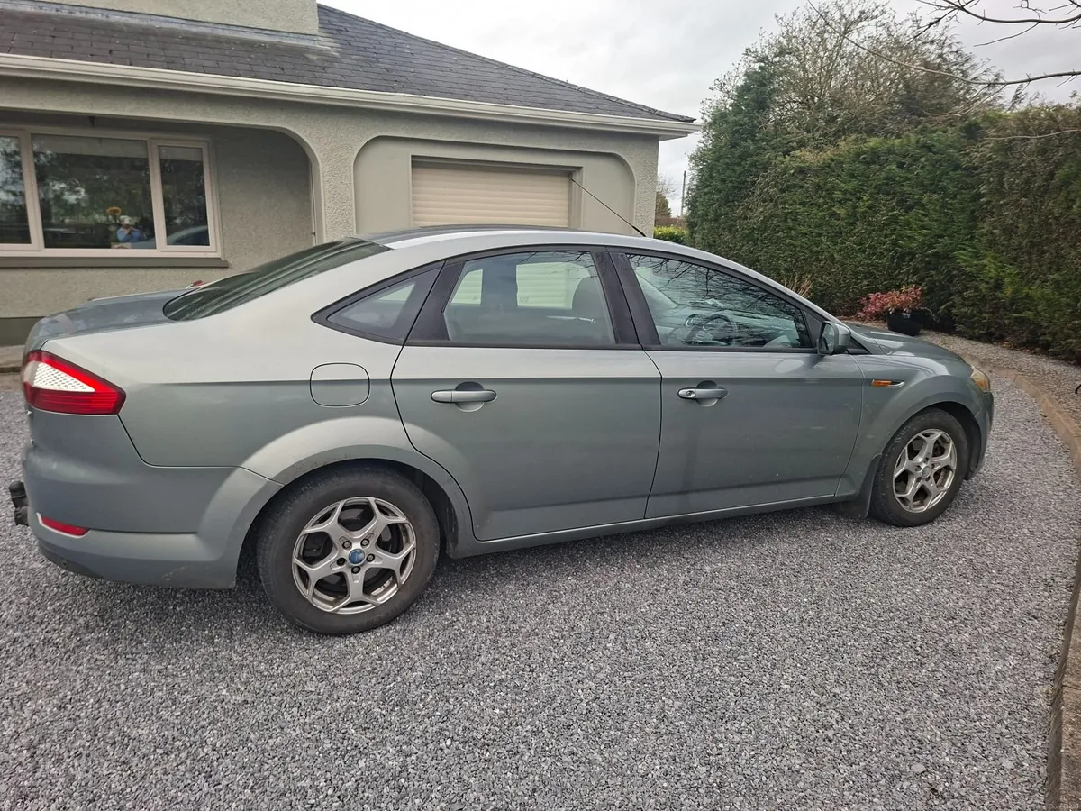 Ford Mondeo 2010 - Image 1
