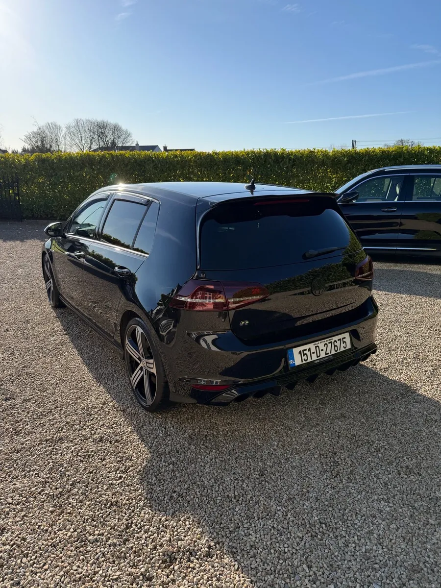 2015 Volkswagen Golf R DSG - Image 3