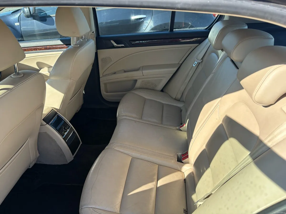 2014 Skoda Superb 2.0TDI - Image 3