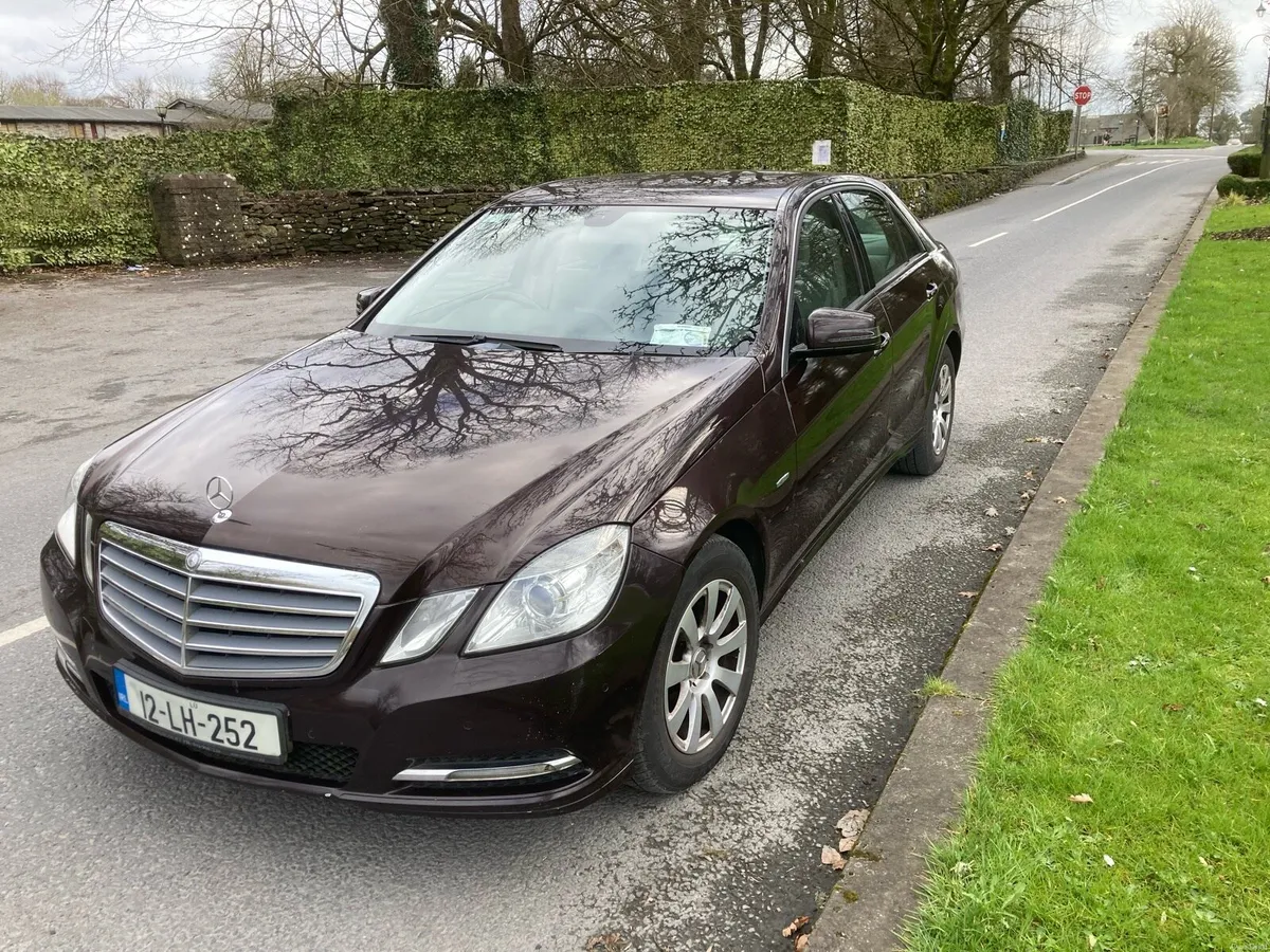 Mercedes E200 2012 - Image 3