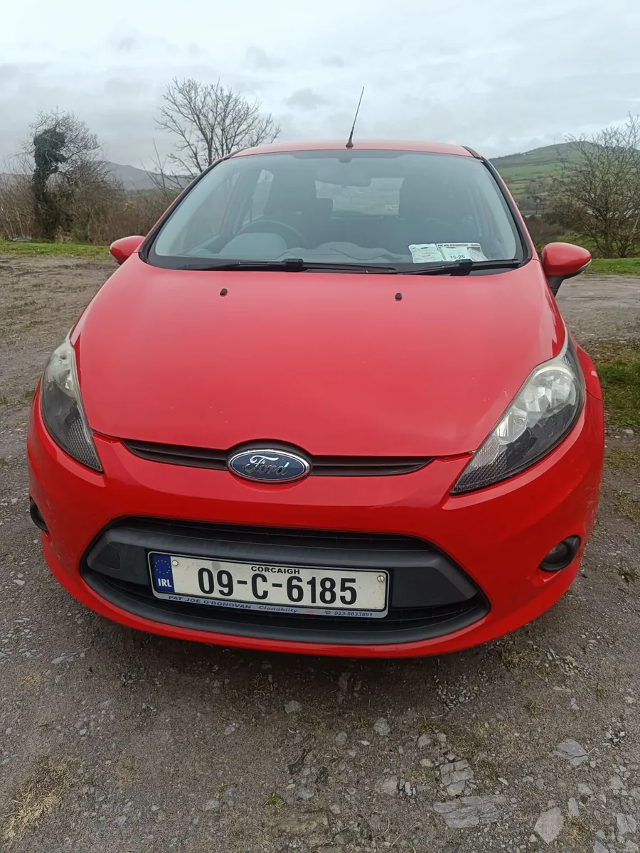 Ford Fiesta 2009 Red 1.2 Petrol - Image 1