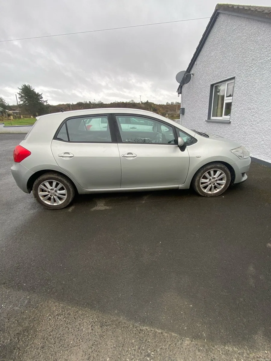 Toyota Auris - Image 4