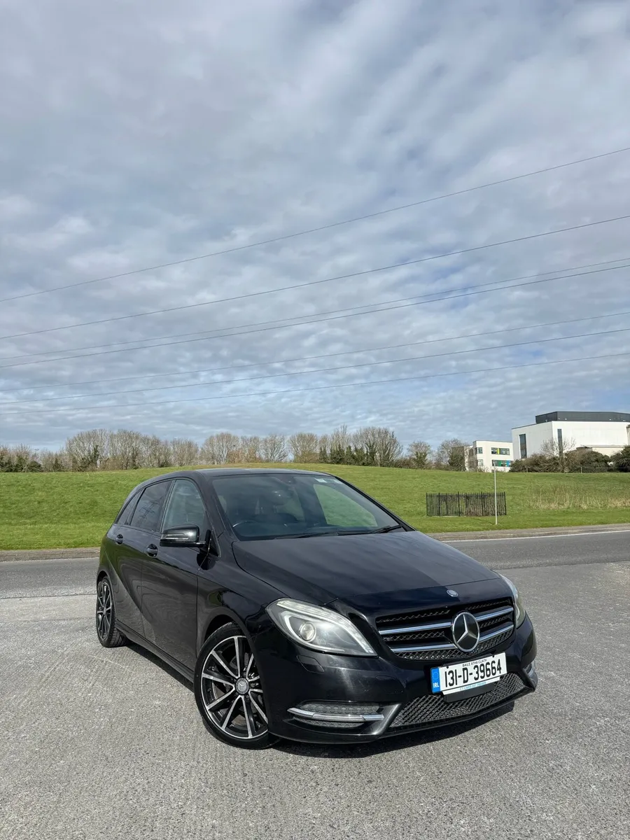 Mercedes-Benz B-Class | 1.6 Petrol | Automatic - Image 1