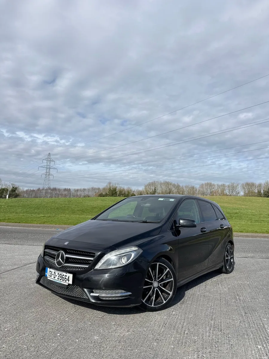 Mercedes-Benz B-Class | 1.6 Petrol | Automatic - Image 3