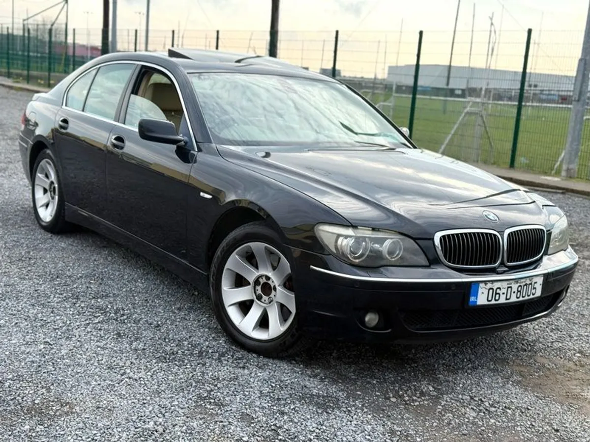 730d New Nct 05/27 Sunroof drive 100% - Image 2