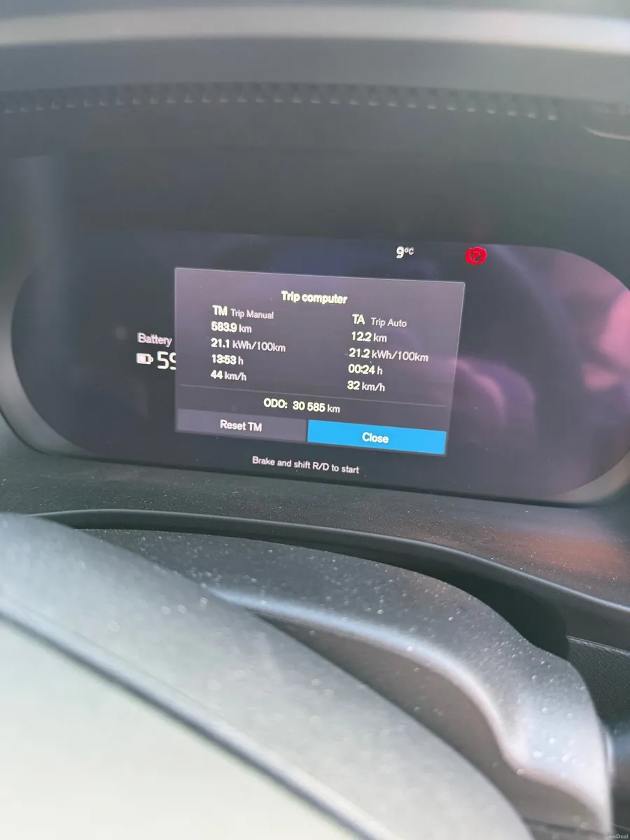 Volvo XC40 2023 - Image 2