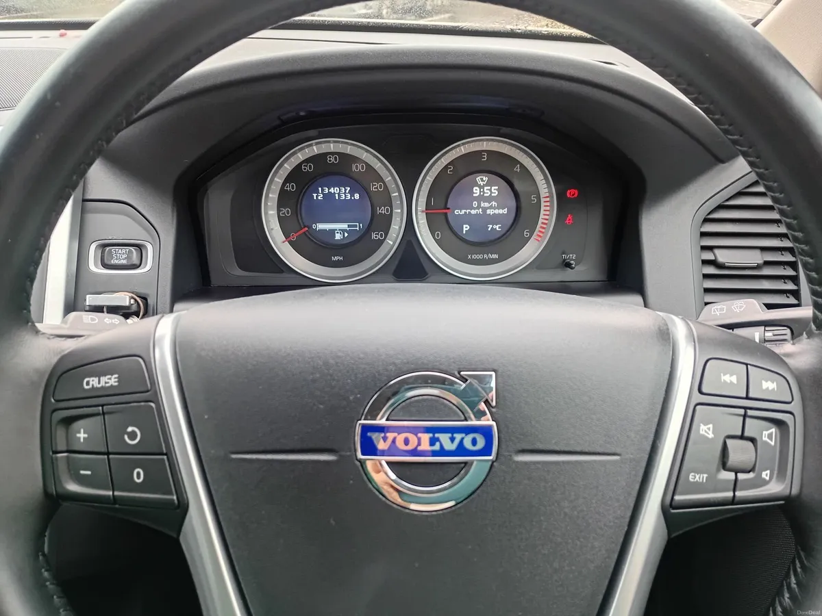 Volvo XC60 2011 - Image 1