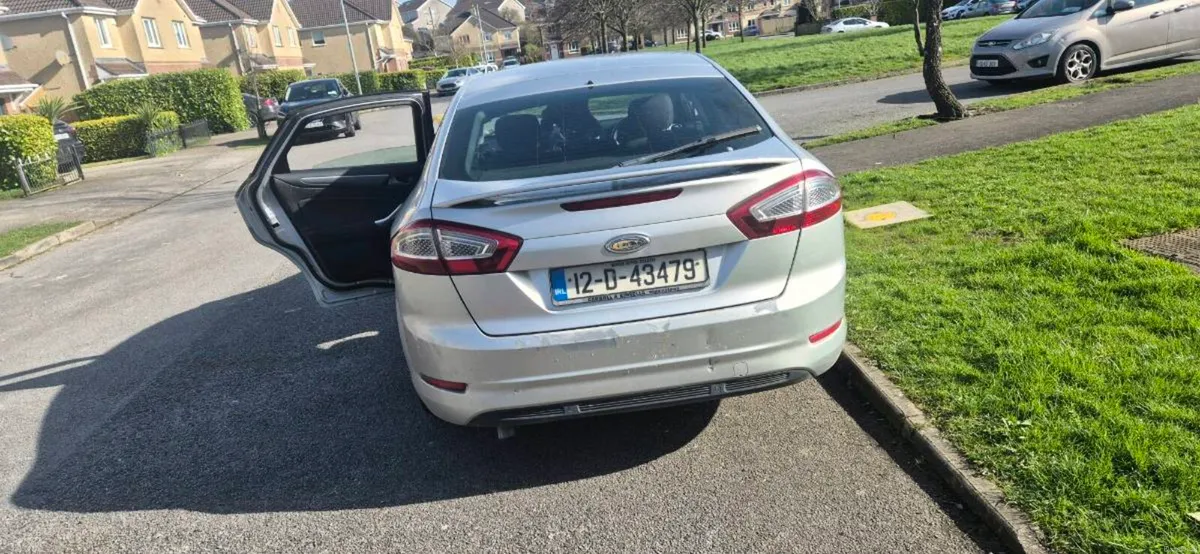Ford Mondeo 1.6 TDCI ECO ZETEC - Image 2