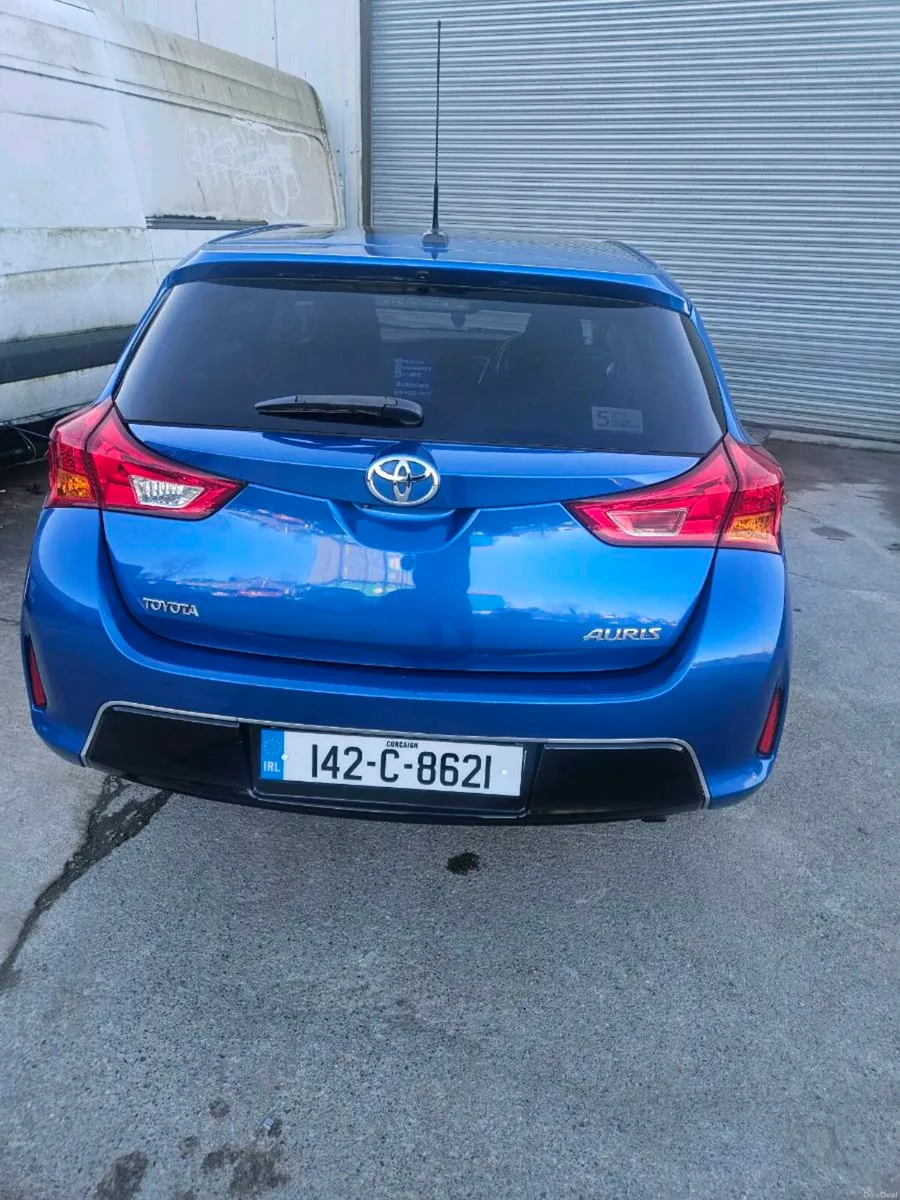 Toyota Auris 2014 manual transmission - Image 3