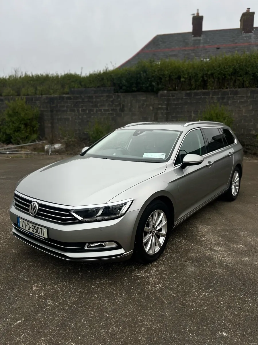 Volkswagen Passat Estate 2017 price in description - Image 3