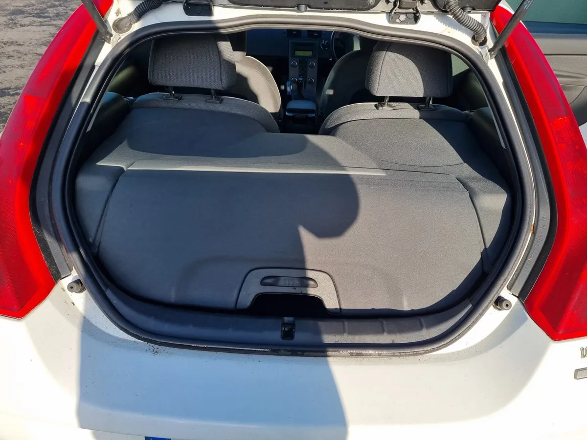 Volvo c30 coupe for sale - Image 4