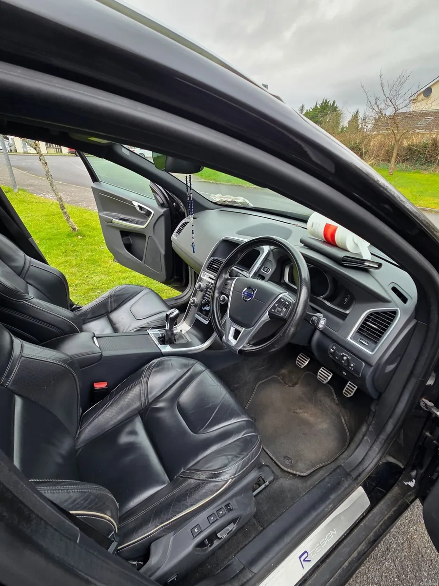 Volvo XC60 2016 - Image 4