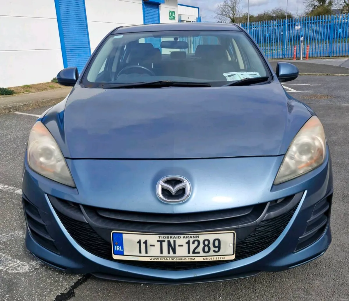 2011 Mazda 3 - Image 3