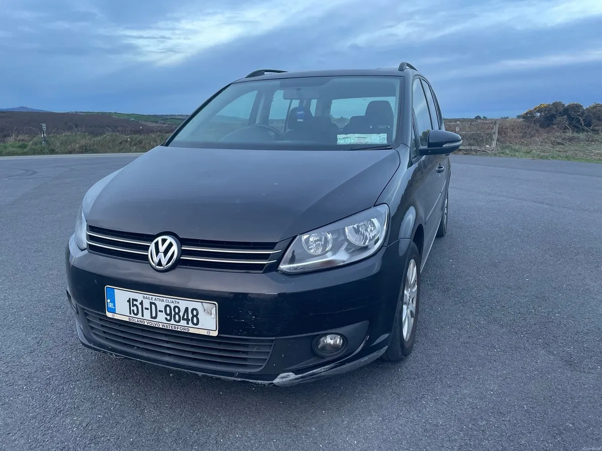 Volkswagen Touran - Image 1