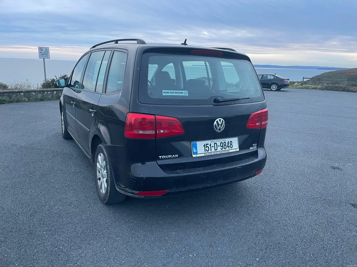 Volkswagen Touran - Image 3