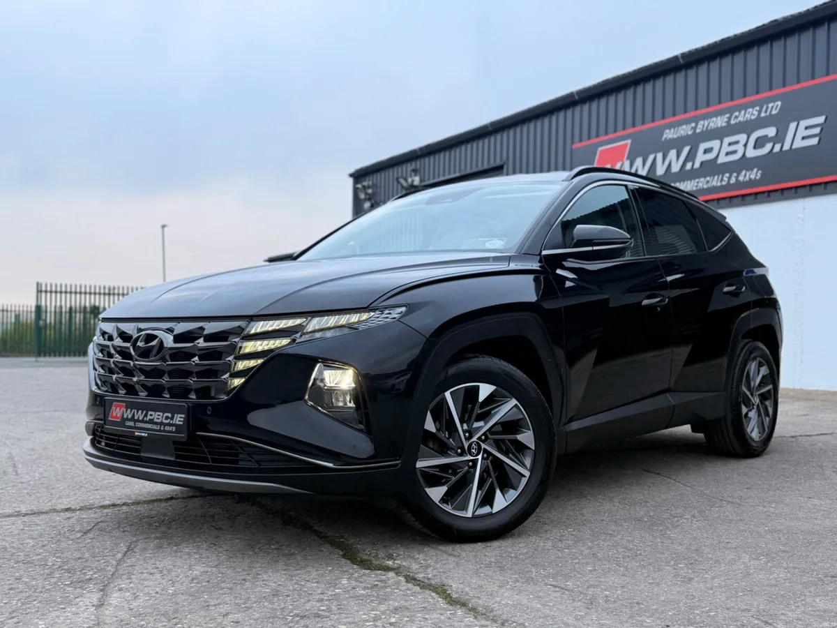 Hyundai Tucson 1.6Td  Executive Plus 25,000klm 241 - Image 1