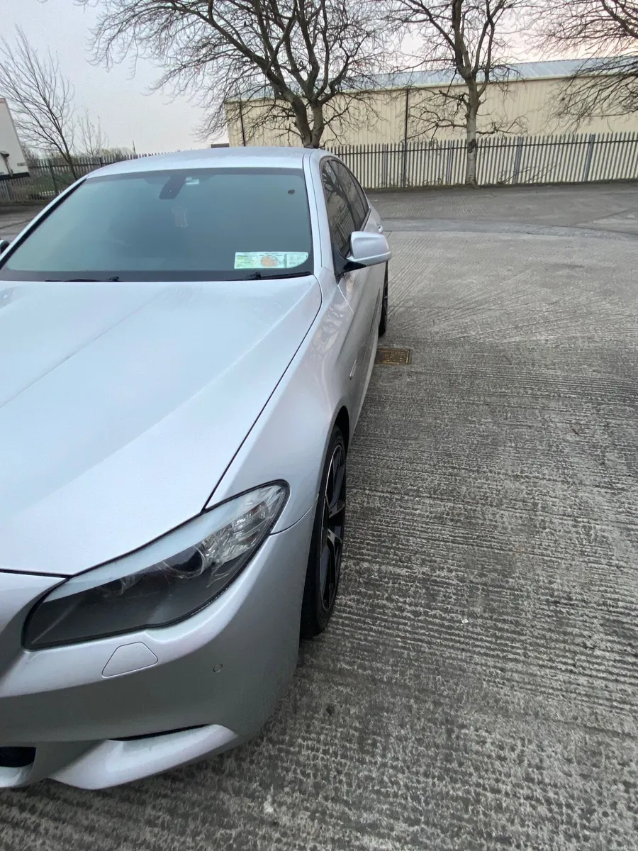 BMW 5-Series 2012 - Image 3
