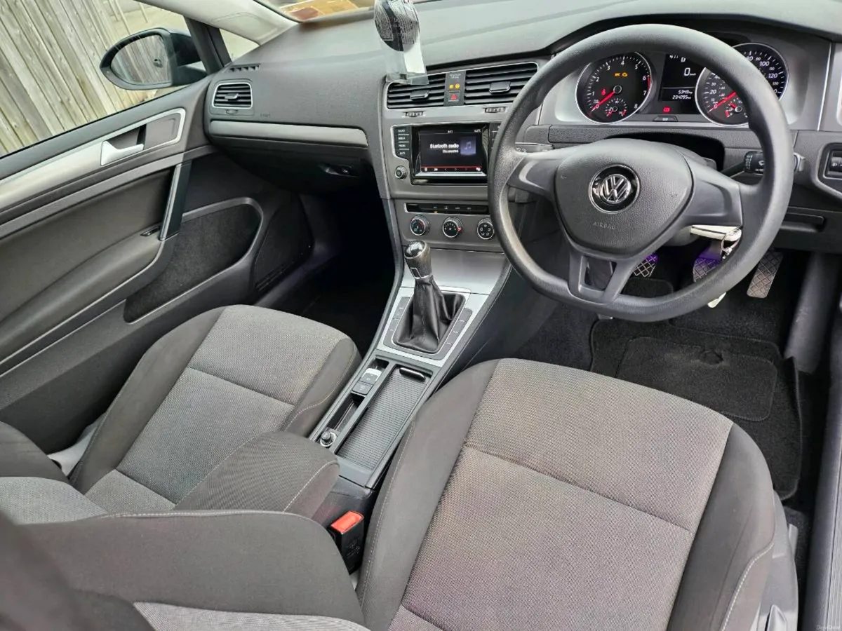 Volkswagen Golf 1.2TSI Bluemotion - Image 4