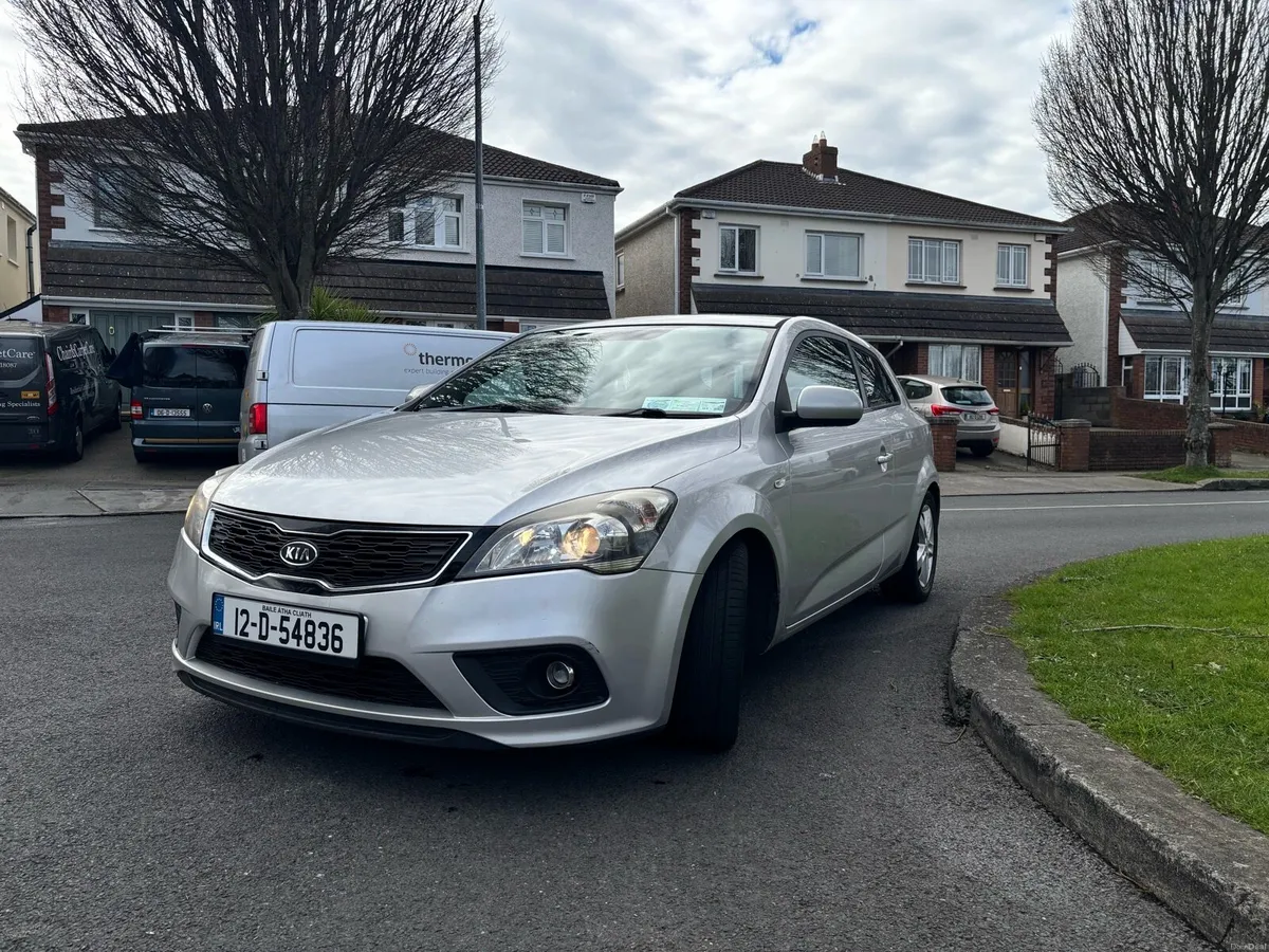 Kia Proceed 1.6 Diesel 2012 - Image 3