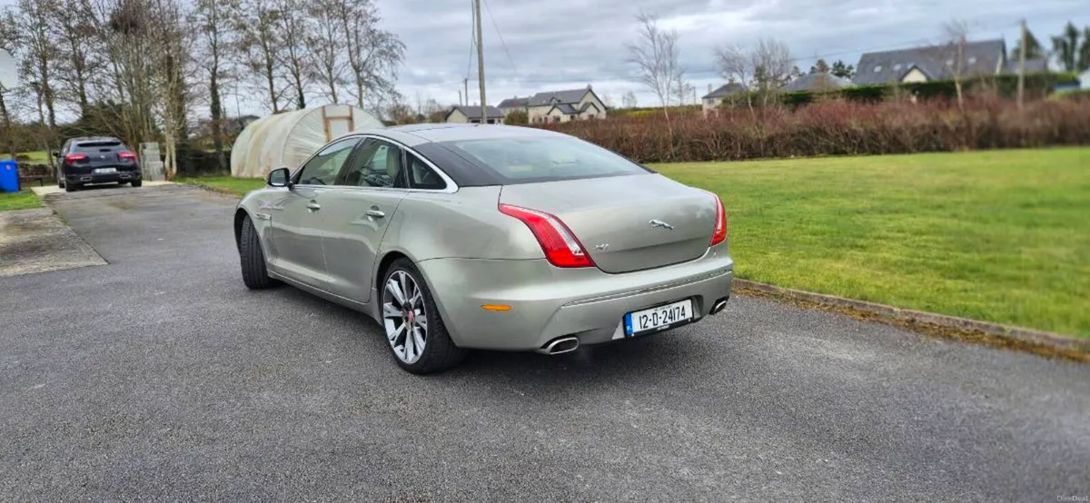 Jaguar xj 3.0,275bhp - Image 3