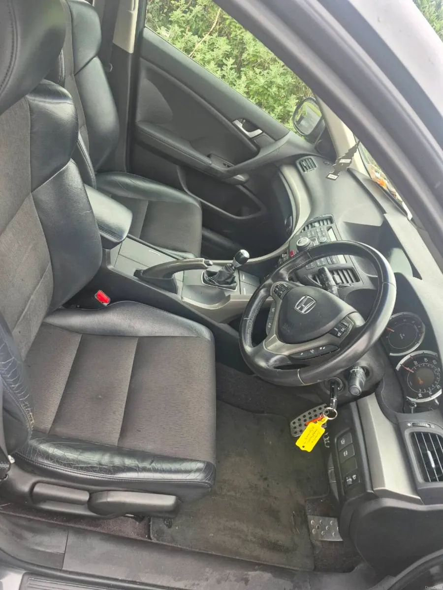 Honda Accord 2011 2.2l Dsl - Image 3