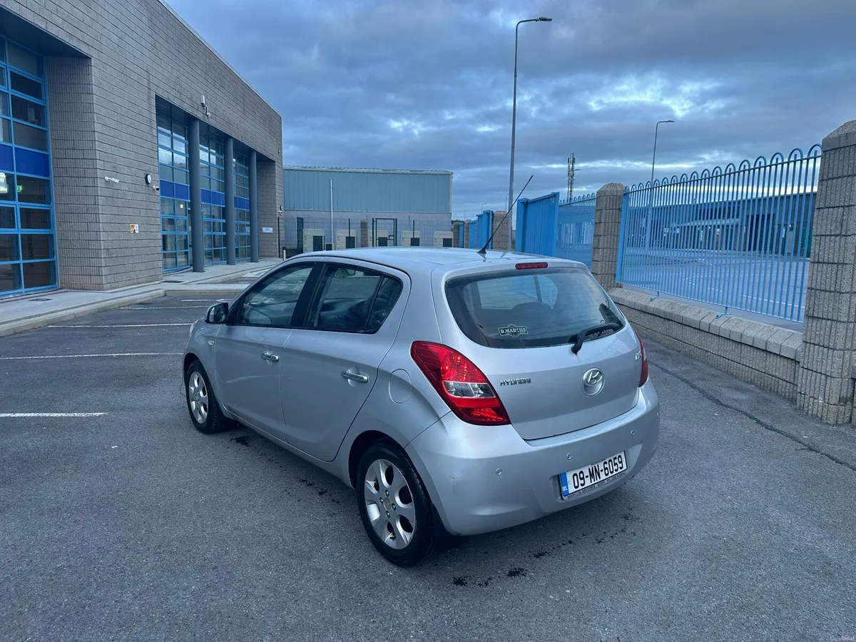 2009 Hyundai i20 - Image 3