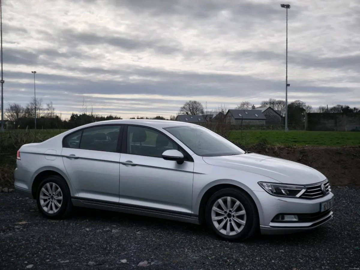 Volkswagen passat - Image 1