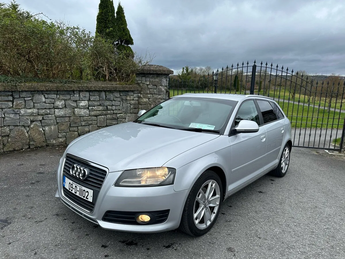 AUDI A3 SPORTBACK NCT&TAX - Image 1